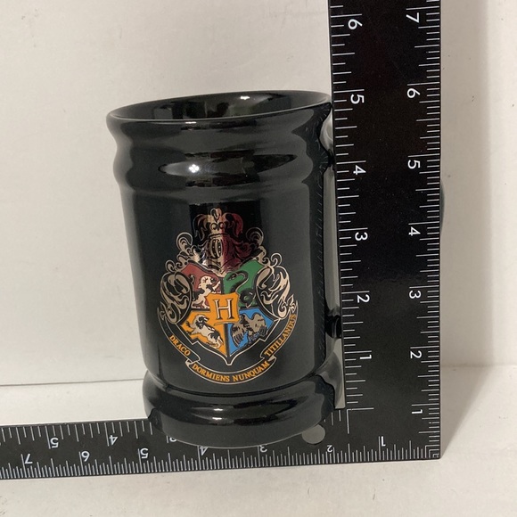 HARRY POTTER Hogwarts Crest Coffee Tea Cup Mug Disney Universal Studios 15 oz - Picture 2 of 16